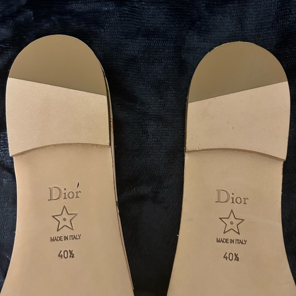 SOLD - Picture 3 of 8